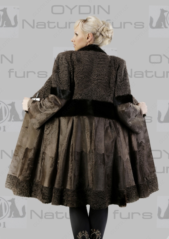 {0} so'mdan Astraxan mo&#39;ynali Arth tabiiy mo&#39;ynasidan mo&#39;ynali palto. SH034