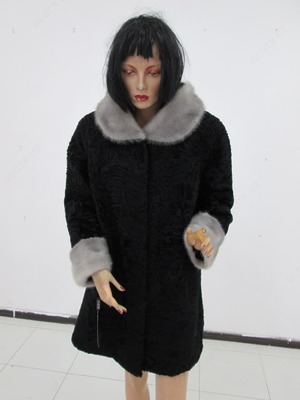 Qopqoqli qora Qorako'l mo'ynasidan yasalgan mo'ynali kiyimlar Mink mo'ynasidan tayyorlangan sapfir rangi