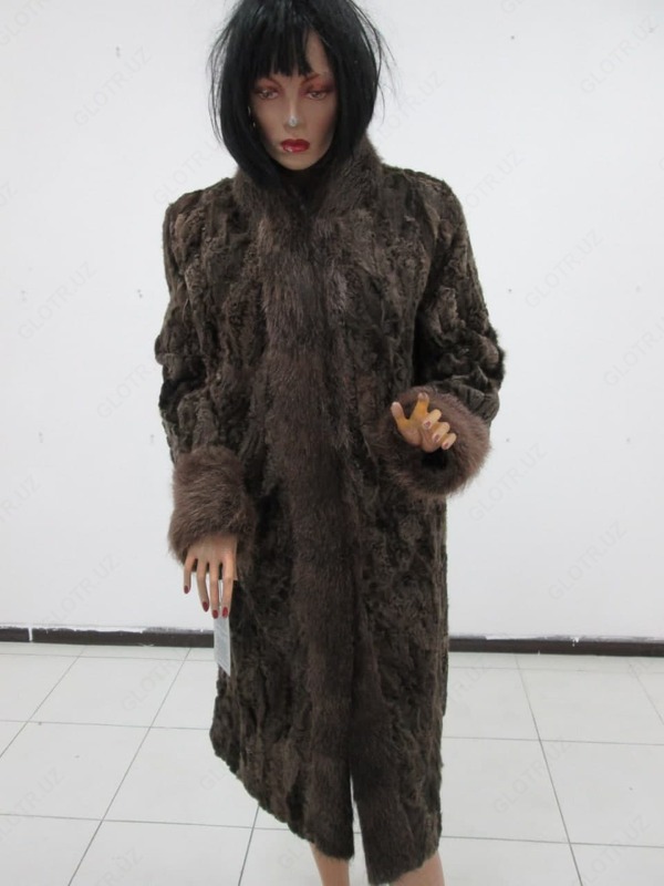 Шуба из кусков меха каракуля цвет сур длина 115 см