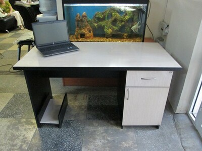 Мебель для персонала -1365*680*750 - 750 000 сум / шт.