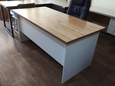 Офисный стол -1600*800*750