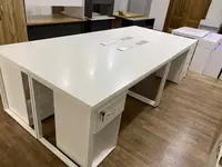 Xodimlar uchun mebel