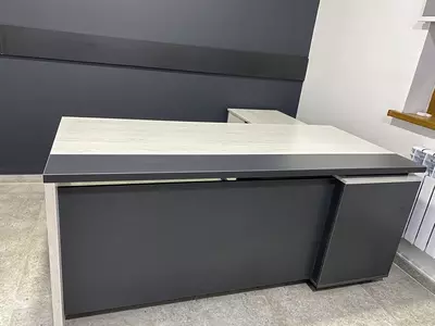 Стол для руководителя Только в розницу