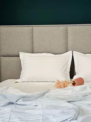 400 000 сум / комплект Односпальный комплект постельного белья Stripe Satin "WHITE" (Белая нежность)