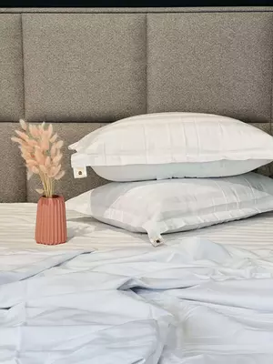 Односпальный комплект постельного белья Stripe Satin "WHITE" (Белая нежность) - "GOLDEN NEEDLE" LLC