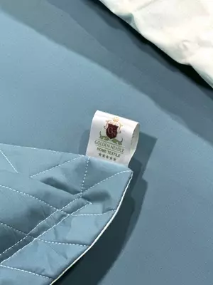 Стеганный Односпальный комплект постельного белья 4-Сезона GN-Amorett B "GOLDEN NEEDLE" LLC