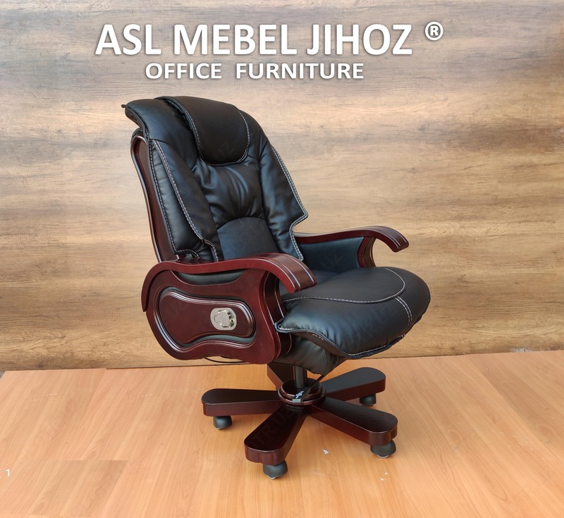 Кресло руководителя А-036