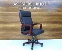 Руководительское кресло ARENA - 2 800 000 сум