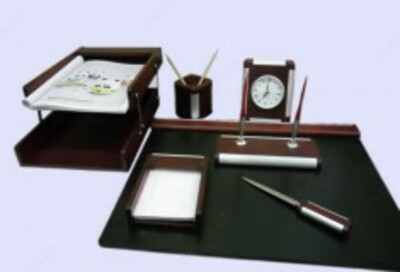 Настольный набор Bestar 7244 Настольный набор Bestar 7244