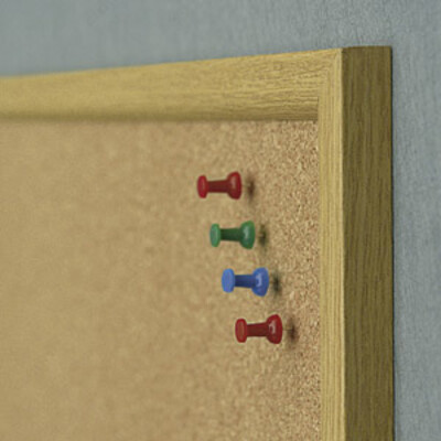 Доска для объявлений пробковая в деревянной рамке