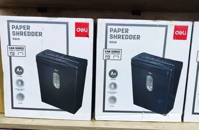 Уничтожитель для бумаги 9949 Deli