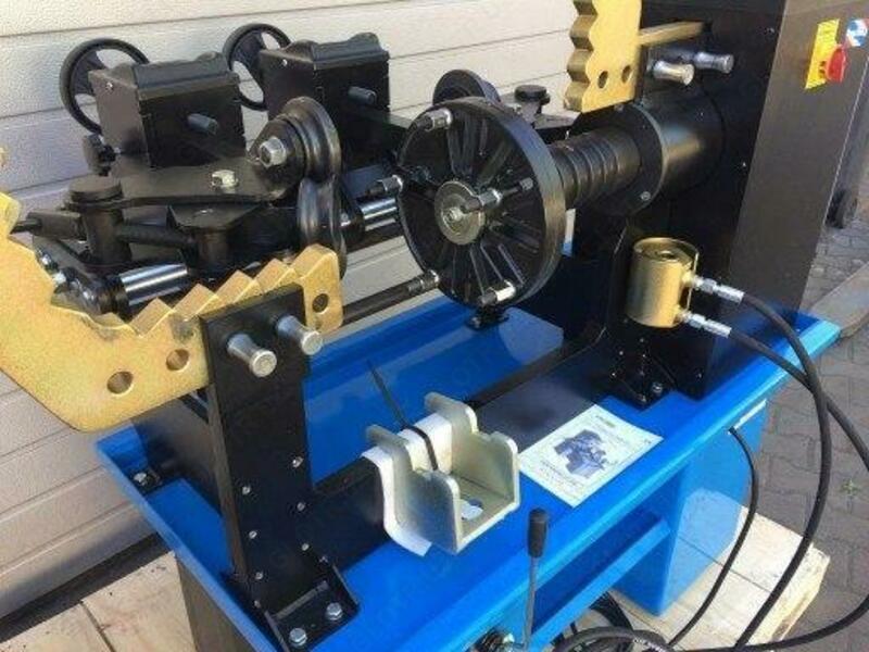 Станок для правки стальных и алюминиевых дисков Roller Uni Trol