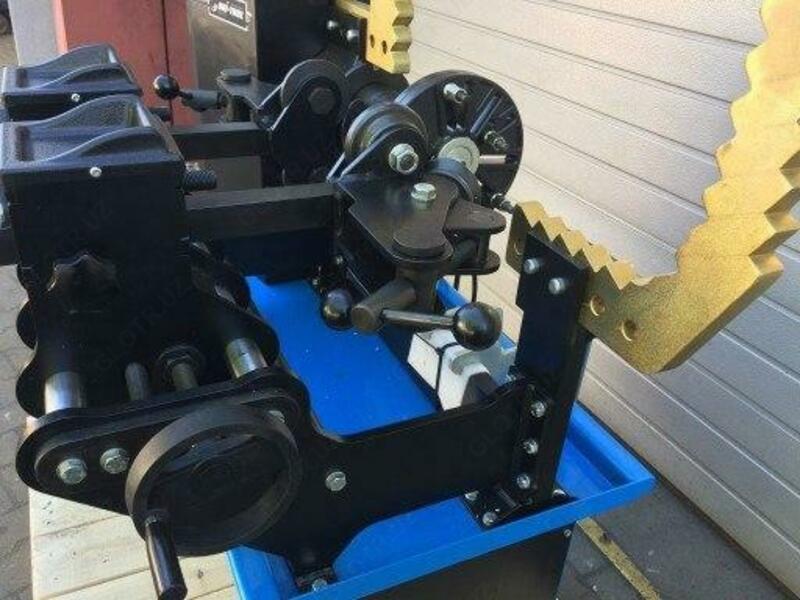 Станок для правки стальных и алюминиевых дисков Roller Uni Trol