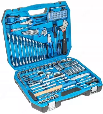 Набор инструментов 131 шт. HOEGERT HT1R439