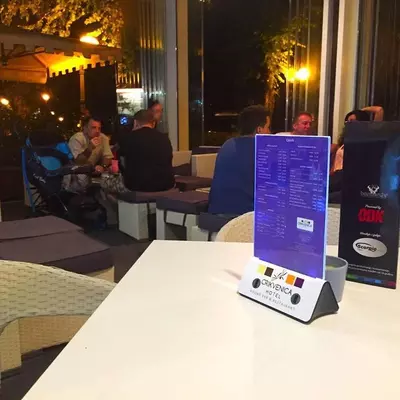 тейбл тент/холдер/менюхолдер с powerbank, LED подсветкой, с лого