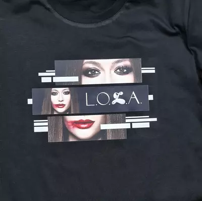 Оригинальные футболки с изображением ООО "Сервис Вектор"