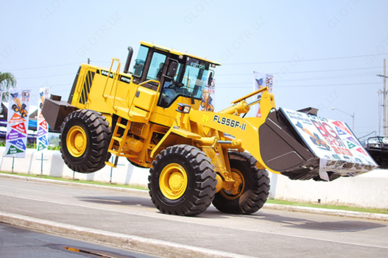 Фронтальный погрузчик FOTON LOVOL FL 956F-II 3 куб джойстик 5 тон