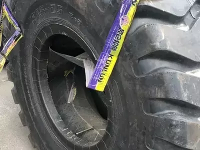 XCMG KUNLUN yuk tashuvchi tirbandliklar Hajmi: 17.5-25 16 Ply