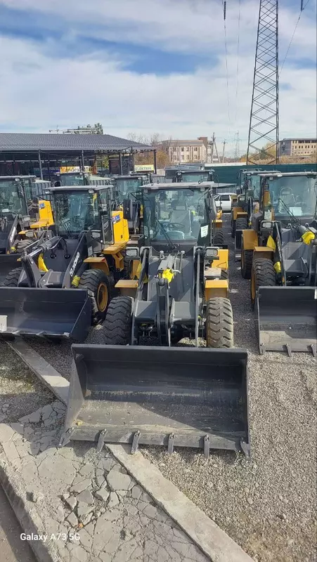  ООО «YEMA GROUP INTERNATIONAL» - Фронтальный погрузчик XCMG LW300KN (джойстик) 1.8