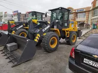  Фронтальный погрузчик XCMG LW300KN (джойстик) 1.8 ООО «YEMA GROUP INTERNATIONAL»