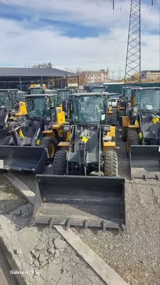 379 000 000 so'm / dona Фронтальный погрузчик XCMG LW300FN 1
