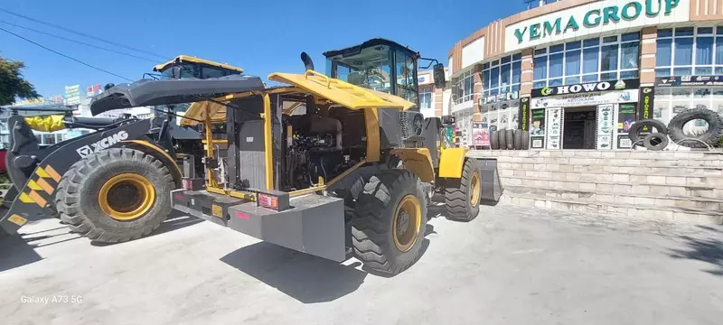 Погрузчик XC936 - XCMG 1