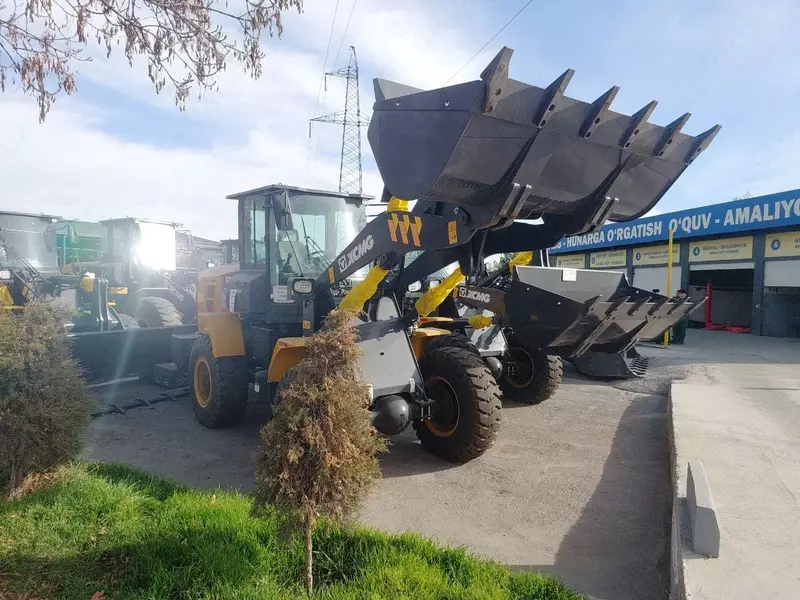 Фронтальный погрузчик XCMG XC938 1 8 куб Грузоподъёмность 3 т