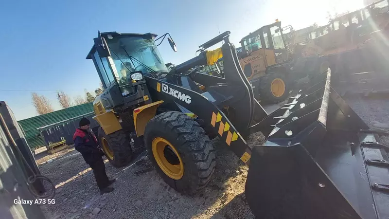  Фронтальный погрузчик XCMG XC938 1 8 куб Грузоподъёмность 3 т ООО «YEMA GROUP INTERNATIONAL»
