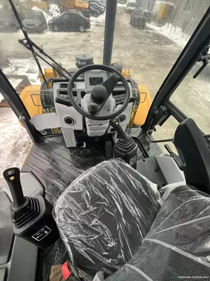 Экскаватор-погрузчик XCMG XC8-S3570 Только в розницу