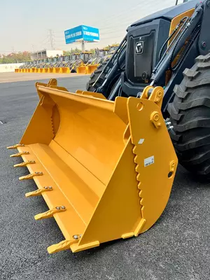 Экскаватор-погрузчик XCMG XC8-S3570 ООО «YEMA GROUP INTERNATIONAL»