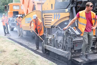 2 100 000 000 сум / шт Асфальтоукладчик XCMG RP603