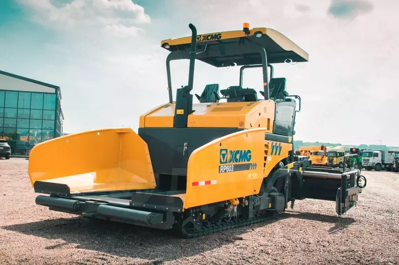 Асфальтоукладчик XCMG RP603 - Асфальтоукладчики