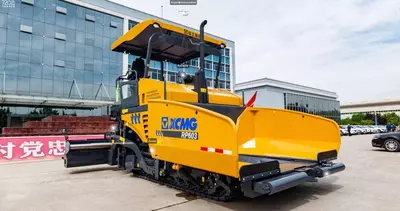 Асфальтоукладчик XCMG RP603