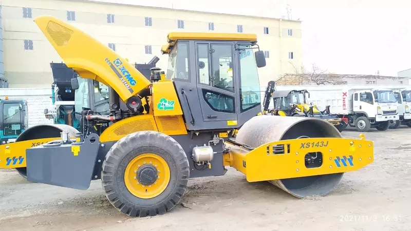 Каток одно вальцовый XS143J XCMG 14 тон 555 000 000 сум - ООО «YEMA GROUP INTERNATIONAL»