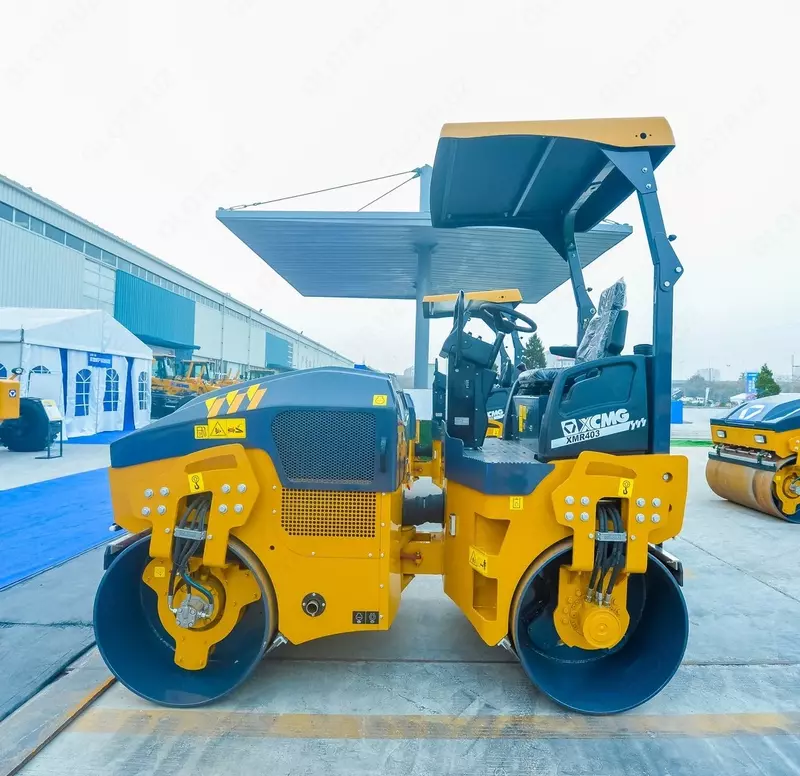 Двух барабанный вибрационный каток 4 тоник XCMG - 314 000 000 сум