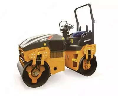 Двух барабанный вибрационный каток 4 тоник XCMG