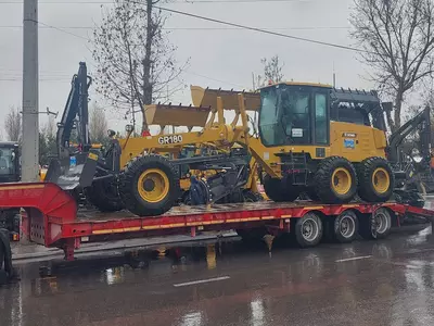  Авто грейдер XCMG GR180 Только в розницу