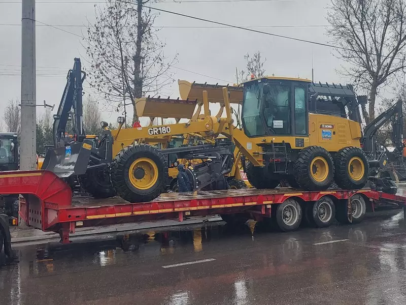  Авто грейдер XCMG GR180 Только в розницу