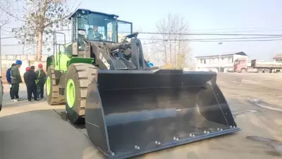 Гибридный Погрузчик XCMG XC958-HEV 3.2 куба