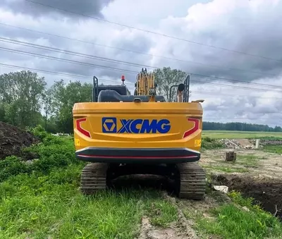 Гусеничный карьерный экскаватор XE215G 1,2 xcmg