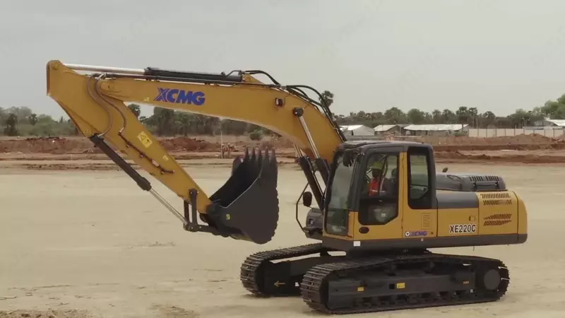  Гусеничный карьерный экскаватор XE220C 1 2 xcmg - Экскаваторы