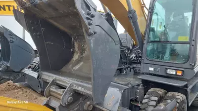  Экскаватор колесный XCMG XE210WD Объем ковша: 1 м складе ООО «YEMA GROUP INTERNATIONAL»