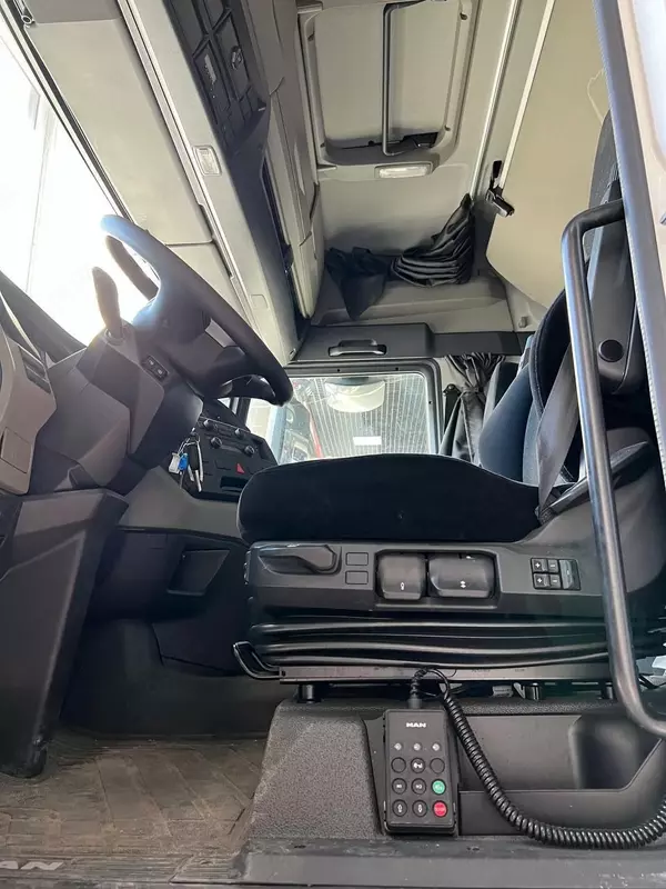  Tyagach MAN TGX 18.480 4x2 Euro 5 (podushkali NY39-GM) Tayanch yuk mashinalar