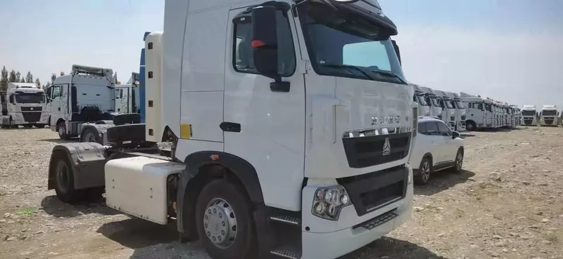   Тягач Howo-T7H 460 4x2 CNG метан газли (1 мост  пневматик осмали)