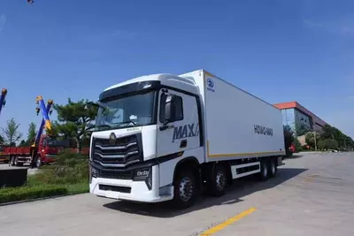 Автофургон Howo-Max 480 8x4 Euro 5 - 9,6 м (пневмоподвеска)