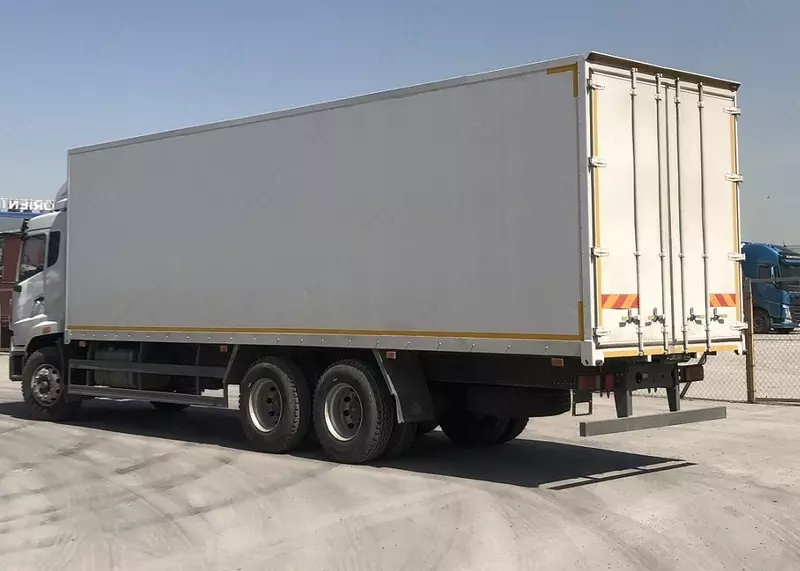 Автофургон Howo-V5X 270 6x4 - 9 м 1 сп. Только в розницу