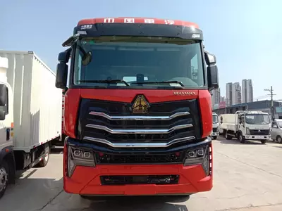 Тягач Howo-Max 480 6x4 AMT Euro 5 (2 моста, пневмоподвеска)