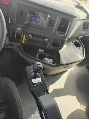 Тягач Howo-Max 480 6x4 AMT Euro 5 (2 моста, пневмоподвеска)