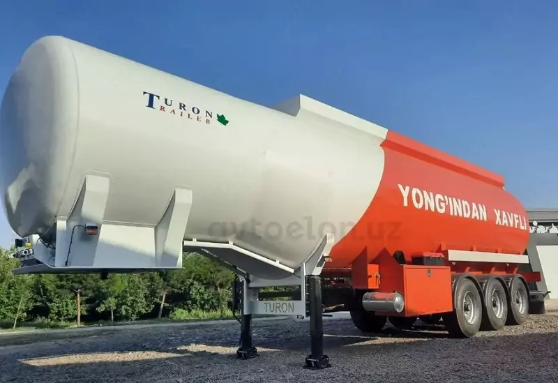 Полуприцеп бензовоз Turon Trailer - 36 куб.м 3 отсека