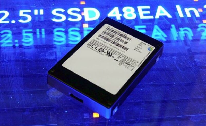 КОМПАНИЯ SAMSUNG ВЫПУСТИЛА SSD-НАКОПИТЕЛЬ ЁМКОСТЬЮ 16 ТЕРАБАЙТ
